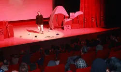 Gazze'de kadın olmanın hikayesi sahneye taşındı