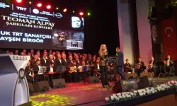 Teoman Alpay şarkıları mest etti