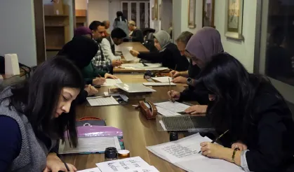 Kaligrafi ile her satır sanat eserine dönüşüyor