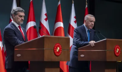 Türkiye-Gürcistan iş birliği yeni boyut kazanıyor... Petrol ve demiryolu öne çıkıyor