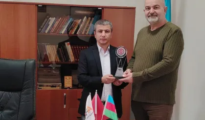 Azerbaycan'da İGF'nin bayrağı Ali Zülfükaroğlu'na emanet