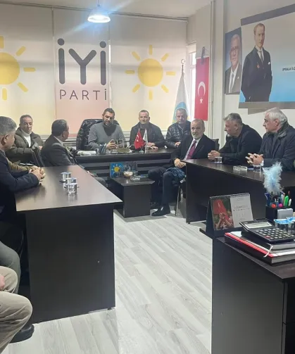 İYİ Parti heyeti İpsala'da esnafın nabzını tuttu