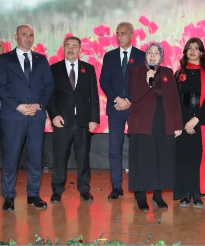 Ankara'da lise öğrencileri Çanakkale ruhunu sahneye taşıdı