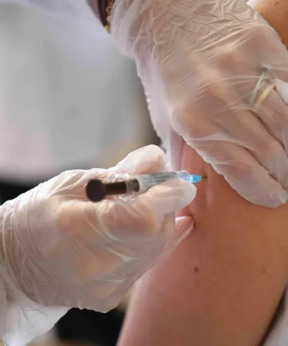 Ankara'da örnek HPV aşı uygulaması devam ediyor