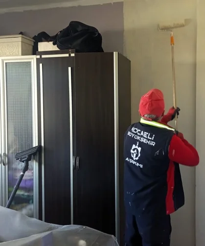 Büyükşehir'in hizmet seferberliği kapı kapı yayılıyor