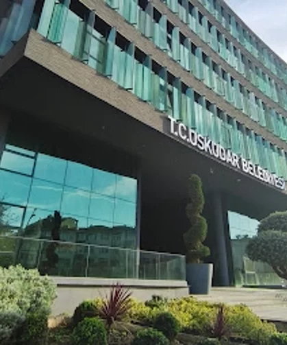 Üsküdar Belediyesi'nde 'ruhsat' soruşturması! Belediye Başkan Yardımcısı dahil 20 şüpheliye gözaltı