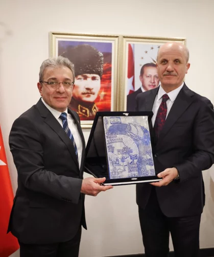 YÖK Başkanı Özvar İzmir'de rektörlerle buluştu