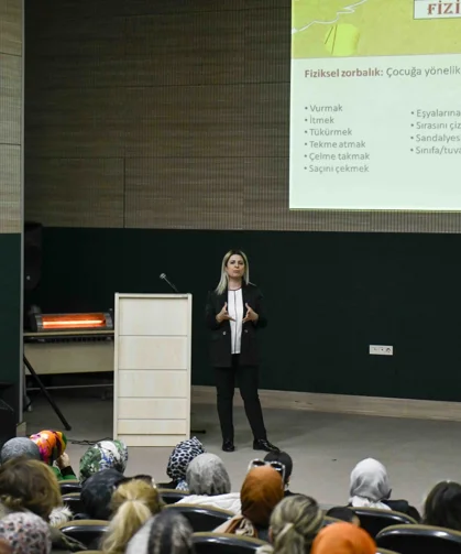 Ankara'da akran zorbalığına karşı farkındalık eğitimi