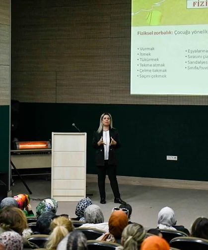 Ankaralı ebeveynlere 'akran zorbalığı' eğitimi