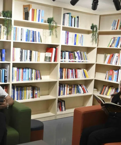 Ankara'da Esat Hâl'e Ruşen Keleş Kütüphanesi