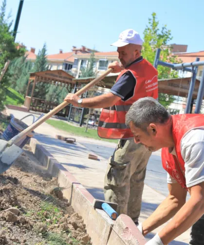 Keçiören'deki parklarda kapsamlı çalışma devam ediyor