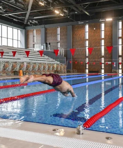 Ankara'ya yeni spor kompleksi! Cumhuriyet Yüzme Havuzu açıldı