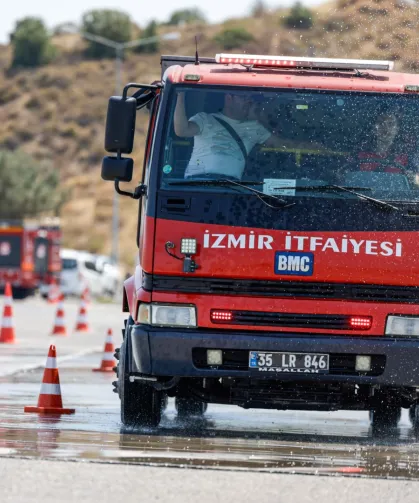 İtfaiyecilere zorlu eğitim!