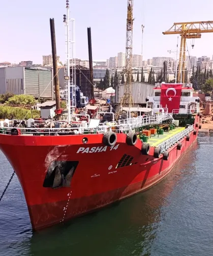 Yakıt barcı filosuna iki yeni gemi