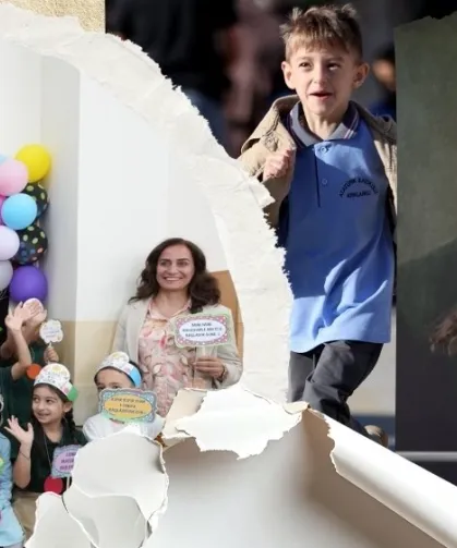 Öğrenciler okullara ilk adımı attı... Uyum Haftası başladı