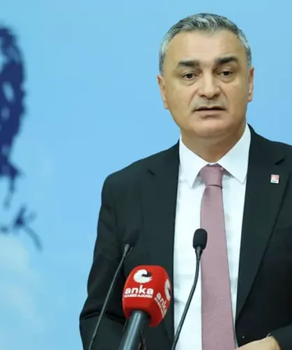 CHP'li Sarı'dan ekonomi ve siyaset gündemine sert eleştiriler... Erken yerel seçim çağrısı yaptı