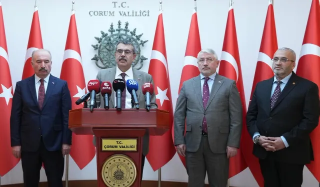 Bakan Tekin eğitimi Çorum'dan değerlenirdi