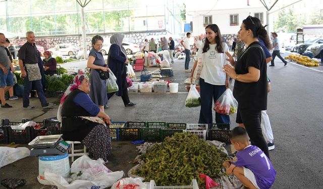 Keçiören'de taze meyve ve sebzeye ulaşmak daha kolay