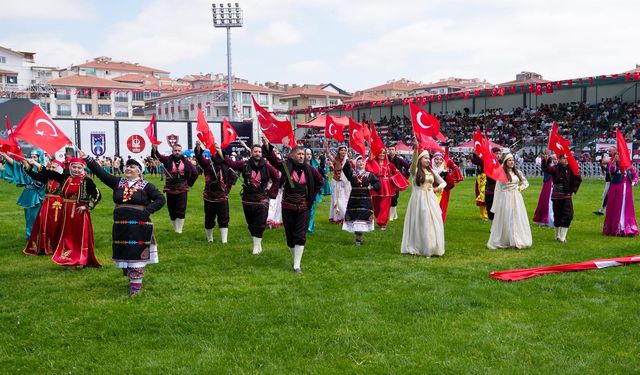 Cumhuriyet tarihinin en büyük karakucak güreşleri KEÇİÖREN’de başladı