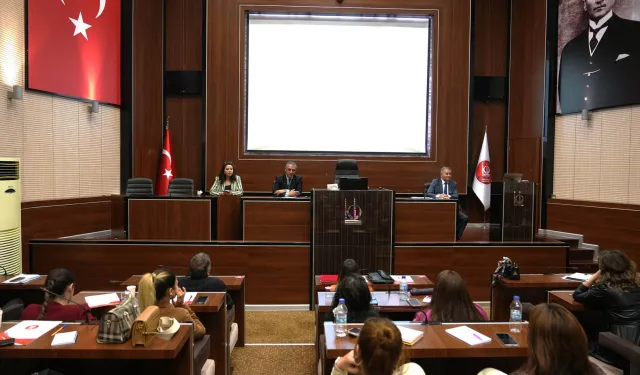 Keçiören'de personele 'Kentsel Dönüşüm' eğitimi