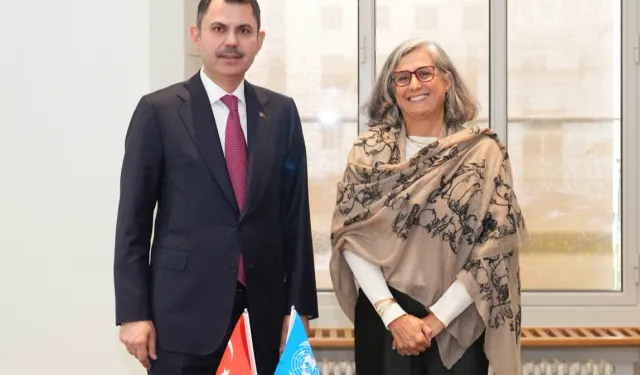 Bakan Kurum 'sıfır atık' uygulamalarını Cenevre'de anlattı