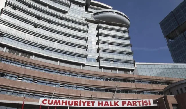 CHP kurultayına açılan iki dava mahkemeden ret yedi!