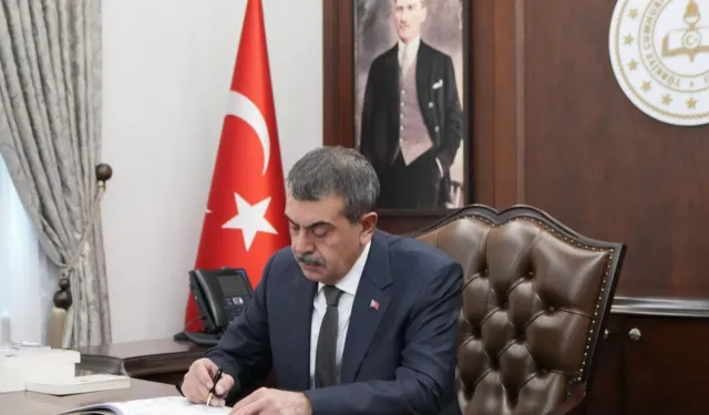 Bakan Tekin'den öğretmenlere üç ayrı mektup