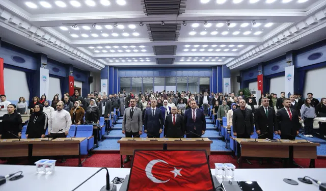 Kayserili genç şairler ödüllerine kavuştu