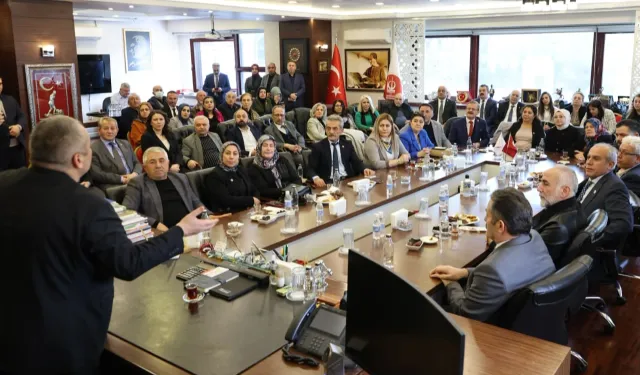 Keçiörenli muhtarlardan Başkan Özarslan'a destek ziyareti