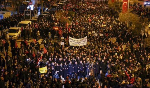 Nuri Aslan sessiz yürüyüşe katıldı