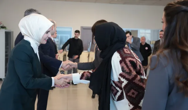 Bakan Göktaş, personeli ile bayramlaştı