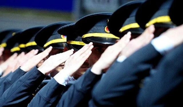 Askeri personelleri ilgilendiriyor... Subay ve Astsubay Atama Yönetmeliği'nde kapsamlı değişiklik