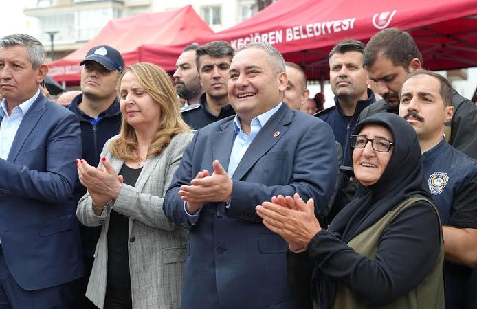 Keçiören belediyesi 61 bin fide dağıttı