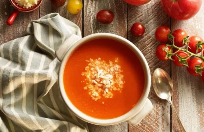 Hazır çorba uyarısı: Tuz ve proteine dikkat edilmeli