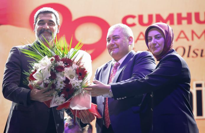 Keçiören'de Cumhuriyet coşkusuna Uğur Işılak konseri