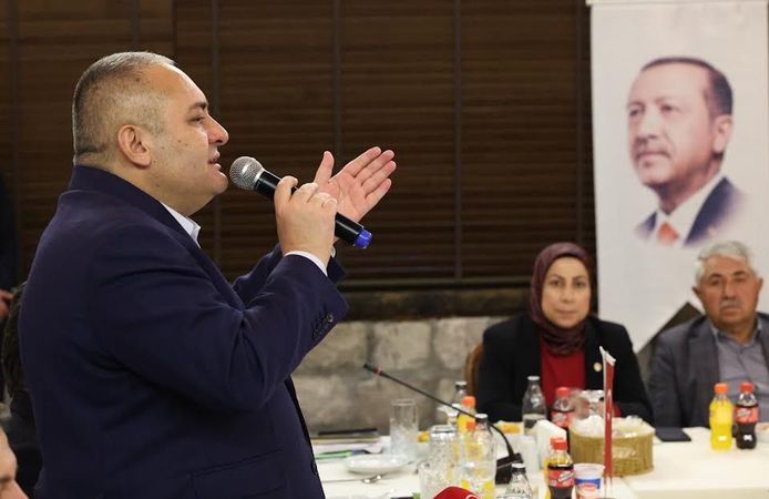 Başkan Özarslan, Muhtarlarla buluştu.