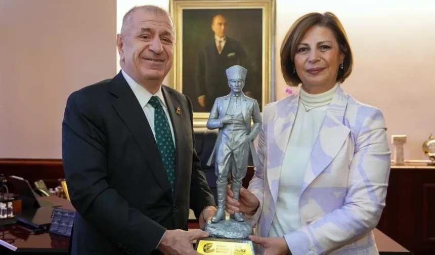 Ümit Özdağ'dan CHP'li başkana ziyaret