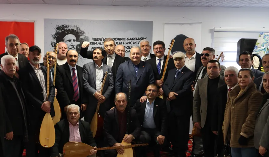 Keçiören'de 'Aşıklar Kıraathanesi' hizmete açıldı