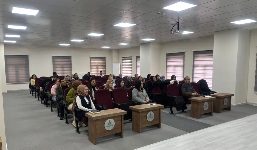 Nevşehir Belediyesi personeline 'resmi yazışma' eğitimi