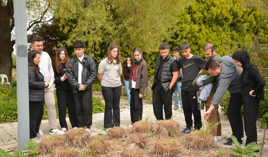 BAÇEM ile öğrenciler doğanın inceliklerini öğreniyor