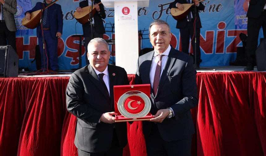 Başkan Özarslan, Yöresel lezzetler festivalini ziyaret etti