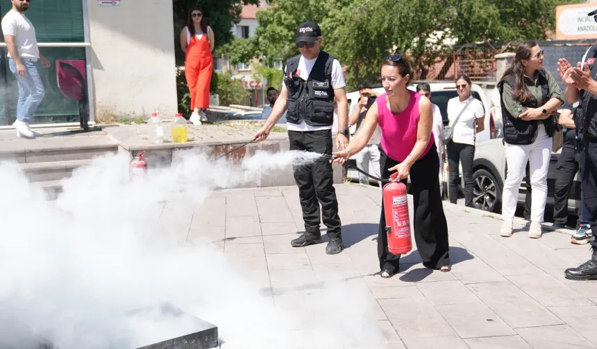 Ankara Keçiören'de personele afet ve yangın eğitimi