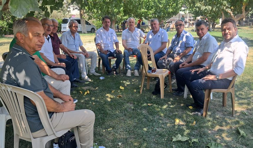 İYİ Parti Teşkilatı, Murat Bozkurt’u Yeğeninin sünnet merasiminde yalnız bırakmadı