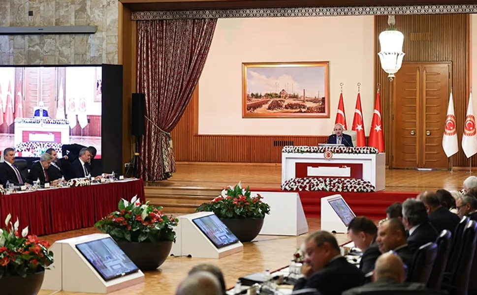 21 Kasım'da gündem: İmralı ziyareti