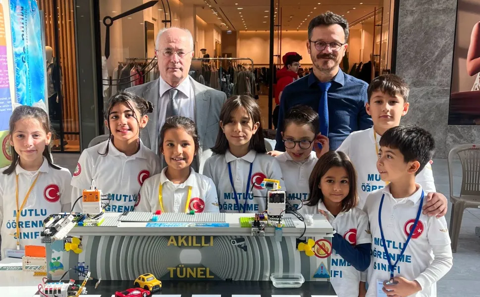 TÜBİTAK ve TEKNOFEST başarılı projeleri Aydın'da sergilendi