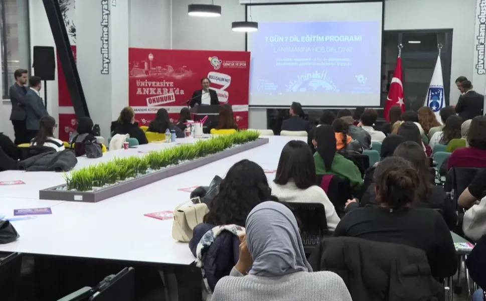 Ankara Büyükşehir'den gençlere ücretsiz '7 Gün 7 Dil' eğitimi