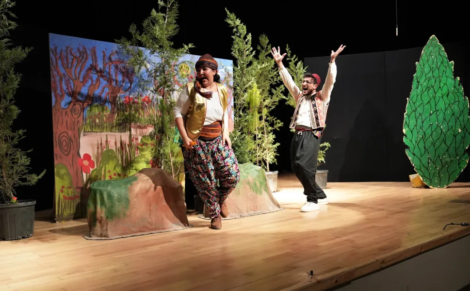 Ankara Keçiören'de ücretsiz tiyatro gösterimleri yoğun ilgi görüyor