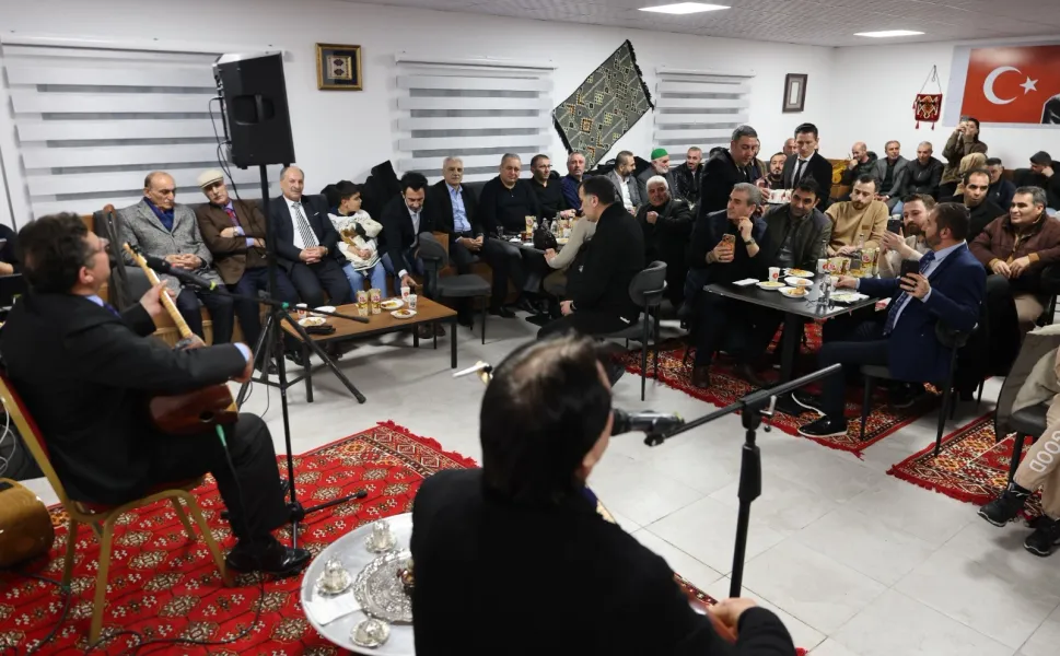 Keçiören'de Aşıklar Kıraathanesi'nde geleneksel ramazan coşkusu