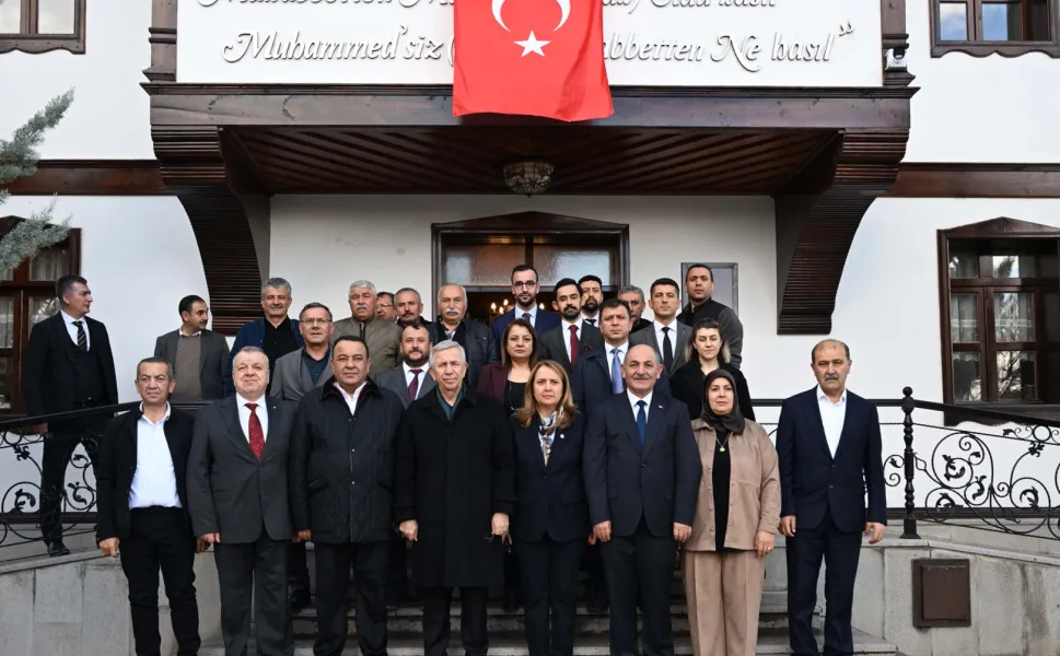 Mansur Yavaş Kalecik'te Hamsi Şöleni'ne katıldı