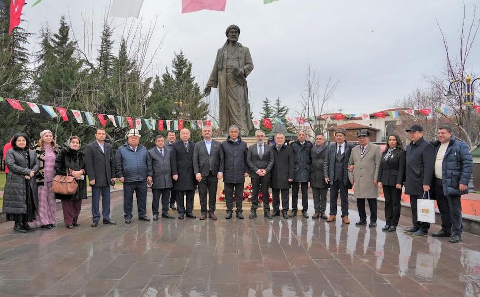 Ali Şir Nevai, Keçiören'de düzenlenen törenle alındı